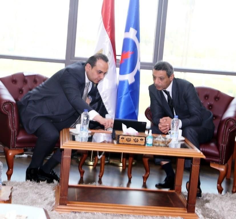 The head of the Egypt Healthcare Authority met with the Governor of Suez and discussed several important files to complete the healthcare services system)