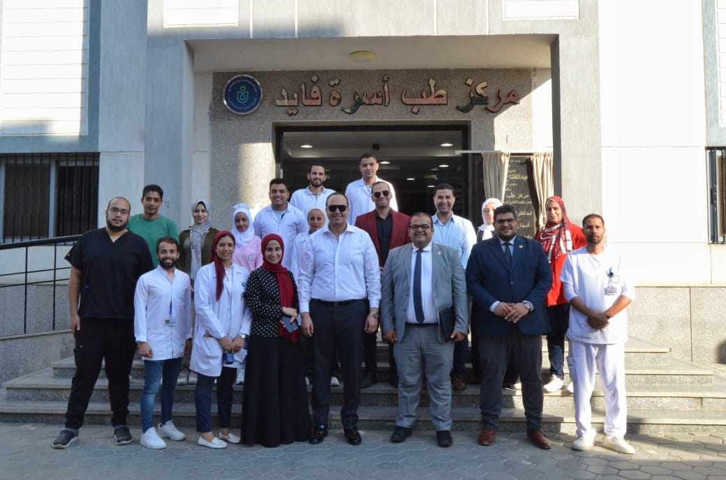 رئيس هيئة الرعاية الصحية في جولة تفقدية مفاجئة للمنشآت الصحية التابعة للهيئة بالإسماعيلية)